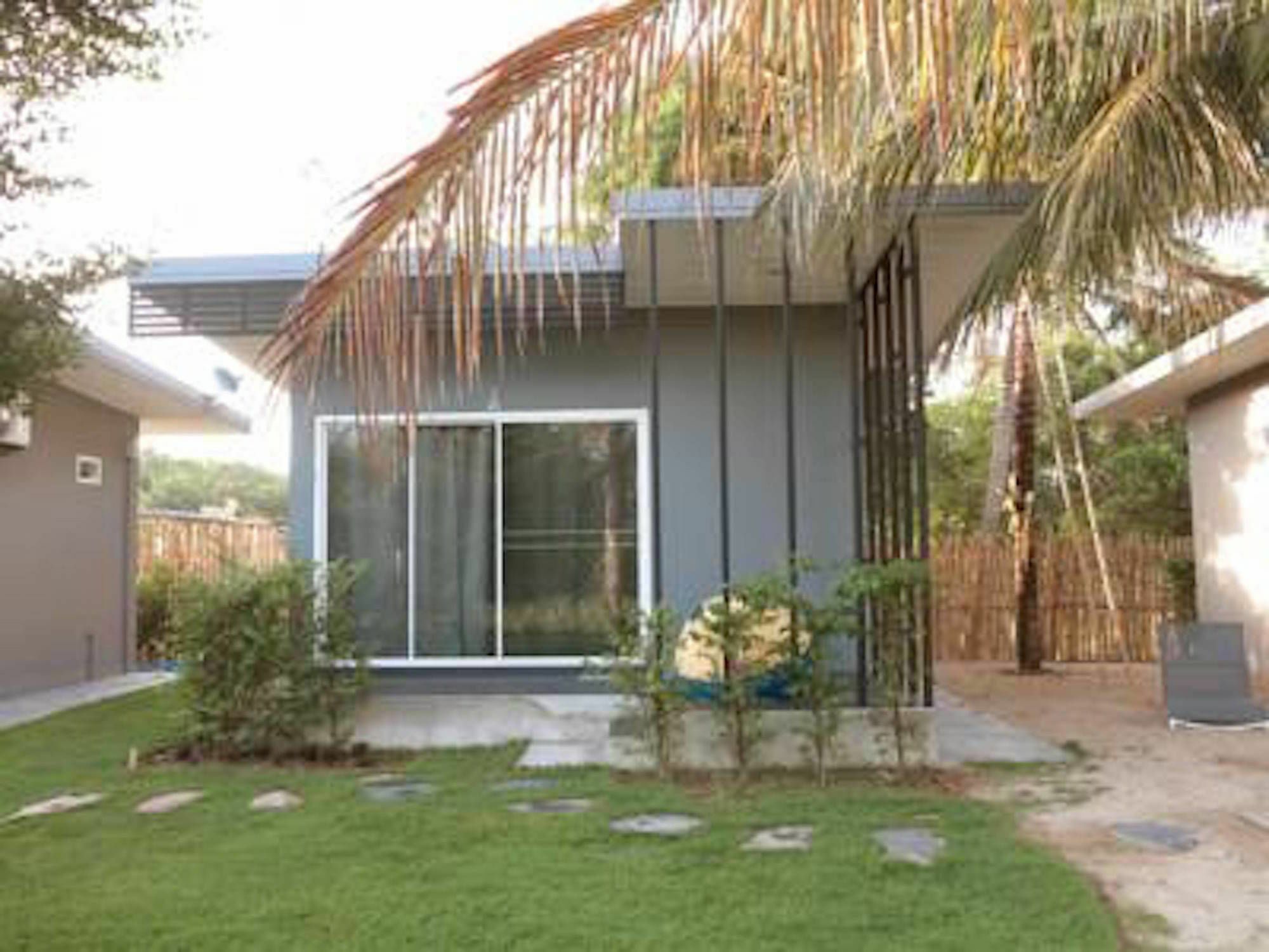 Coco Coozy Apartment Kanchanaburi Exterior photo
